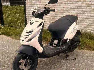② piaggio zip 4t 50 cc a klasse