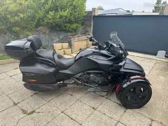 can am spyder limited