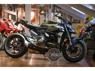 ducati streetfighter v2 *storm green - finance available* 955 cc