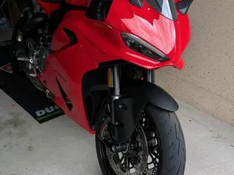 ducati panigale v2