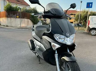 gilera runner 125 gilera runner 125 4t,27900 km,in ottime condizioni