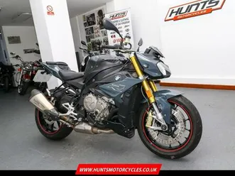 2019, '19 bmw s1000r sport. akrapovic, tail tidy. fsh. great value £6,895
