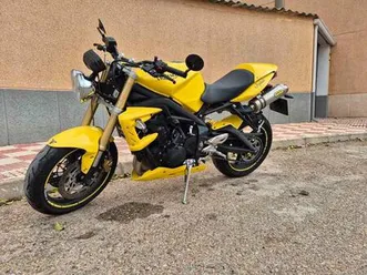triumph - street triple