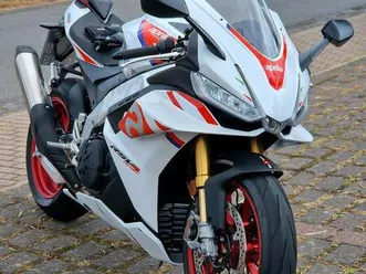 aprilia rsv4 1100 factory