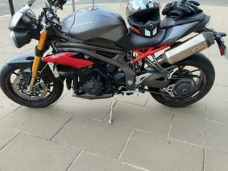 triumph - speed triple r