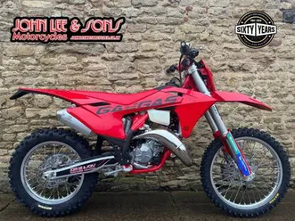 gas gas ec125 2t enduro bike, new 2025 model, in stock & ready