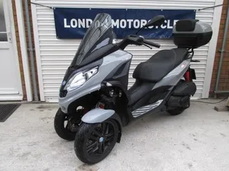 piaggio mp3 300 hpe, 2019, only 2k miles, car licence applicable