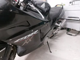 1100 xx super blackbird