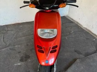 tph 50 ccm roller rot, 13.400km, neuer vorderreifen