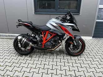 ktm 1290 super duke gt bj 2018 1 hand