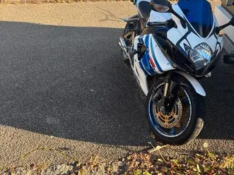 suzuki gsx-r 750 k6 sportmotorrad weiß/blau