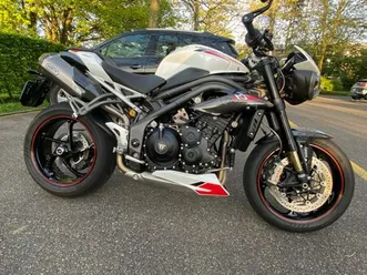 triumph speed triple rs carbon
