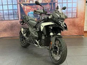 bmw r 1300 gs triple black