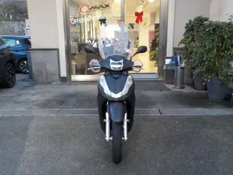 honda sh 300 anno 2016 nero