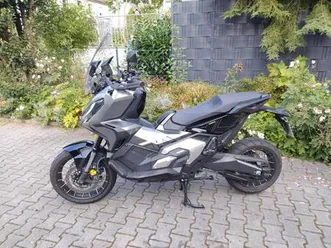 honda xadv 750/ akrapovic