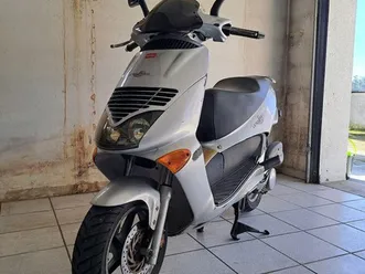 aprilia leonardo 125 scooter 125 cc pronta a circular | 15.900 km
