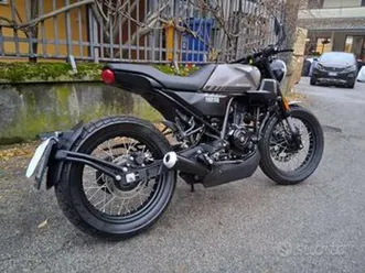 caffe' racer crossfire 125 brixton pari al nuovo