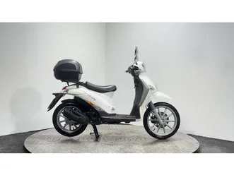 piaggio liberty 50 delivery 2021 4k mot 4 stroke 50 cc scooter learner bike ride at 16 50 cc
