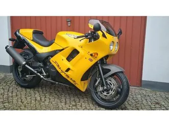 triumph daytona super 3