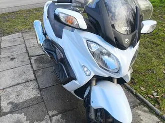 suzuki burgman