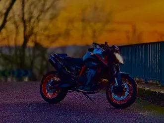ktm 890 duke r