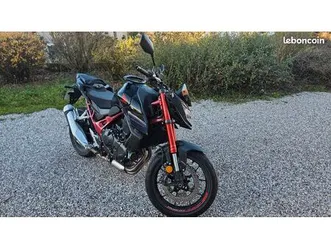 honda hornet 750