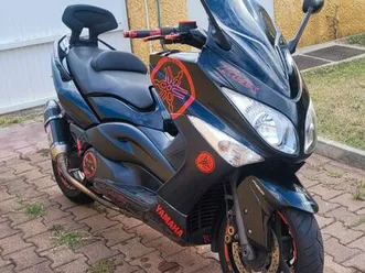 tmax 500 abs 2008 40 000km 4200e