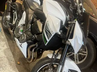 z800 entretient à jours / première main / 6100 km /