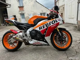cbr 1000 rr repsol abs de 2016 en tres bon etat