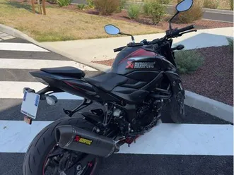 suzuki gsx-s 750 akrapovic