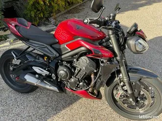 triumph street triple 765 rs carnival red