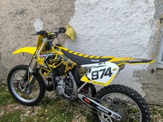 suzuki 250 rm