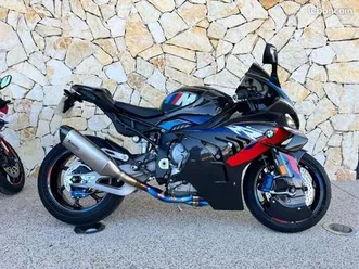 bmw m 1000 rr avec ligne racing akra + origine akra