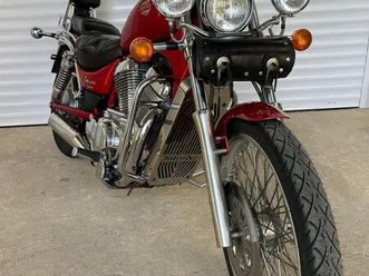 suzuki intruder vs 800 top zustand mit vielen extras