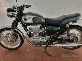 kawasaki w 800 - 2011