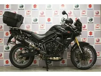 triumph tiger 800 abs