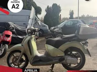 aprilia scarabeo 125