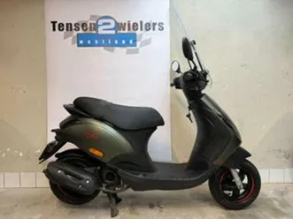 piaggio zip 45 km 4t — scooters | piaggio — marktplaats