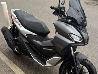 scooter aprilia, sr, gt