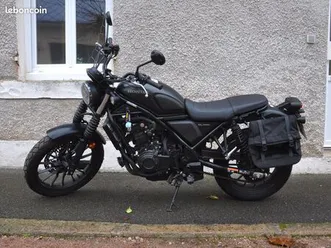 moto honda cl 500 1500 km tbe garantie 7 ans +options