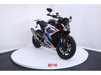 bmw m 1000 r
