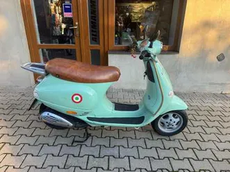piaggio vespa et4 125