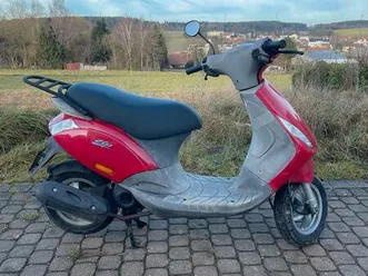 roter piaggio zip motorroller 50 ccm 4 takt
