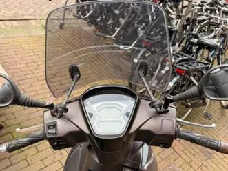 kymco new people s 2021 - 16.000km - bromscooter — scooters | kymco — marktplaats