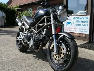 ducati monster 900