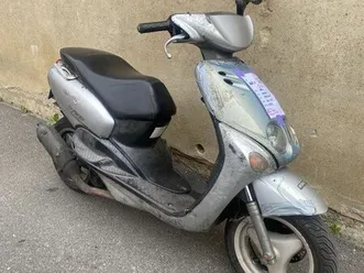 en l’état, scooter mbk ovetto 50 cc 2 temps à carburateur / petit prix / paiement en plusieurs fois