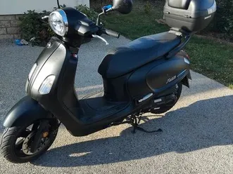 vend moto scooter