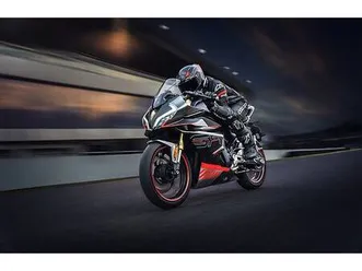 cfmoto 450sr a2 - elegant og brutal sportssykel på mellomtung førerkort!