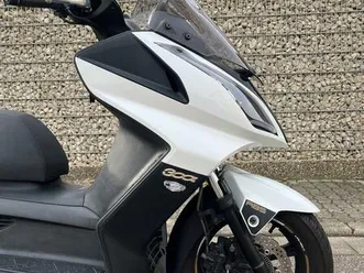 schicker kymco downtown 300i, abs,30 ps, bj.2011, topzustand !!!