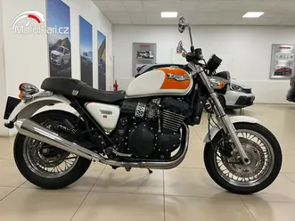 triumph thunderbird sport